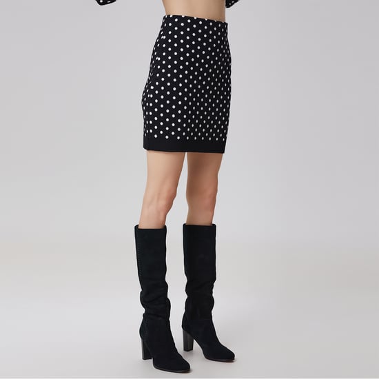 Polka dots knitted mini skirt - Image 4