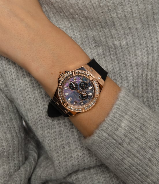 Guess Reloj de mujer Cuarzo Dorado - Image 5