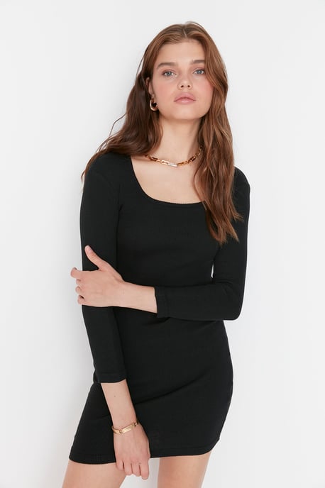 Trendyol Women's Scoop neck bodycone Midi Dress - Image 2