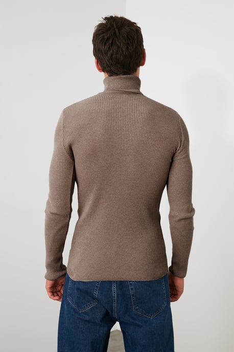 Trendyol Men's  Plain  Sweater - Image 5