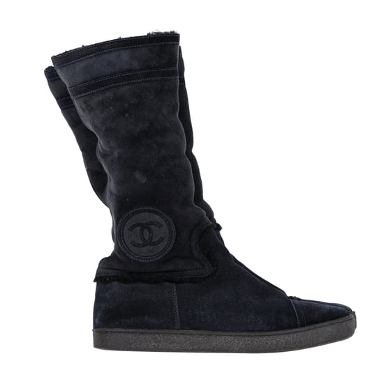 Chanel CC Logo Shearling Boots in Navy Blue Suede - Image 1
