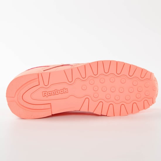 Zapatillas Reebok Classic Pastel con cordones en piel lisa rosa para niños BS8981 - Image 5