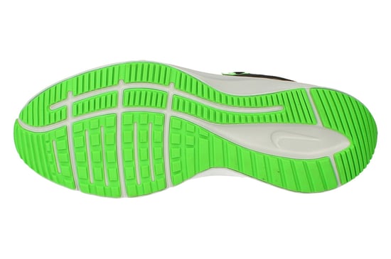 Nike Quest 3 Shield Mens Black Trainers - Image 5