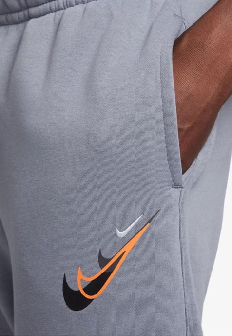 Chándal gris sin cierre Moto Standard Issue de Nike - Image 6