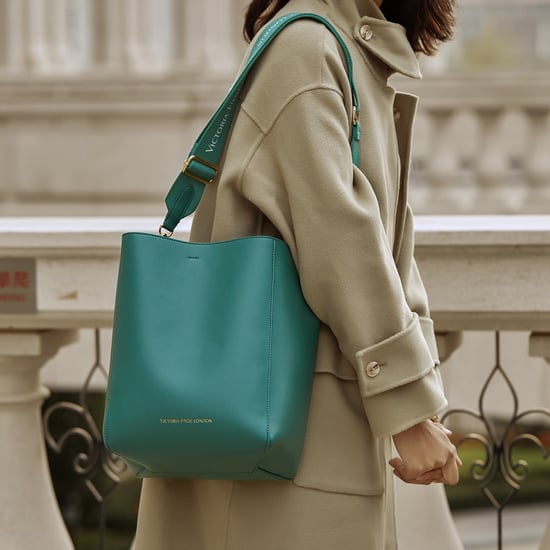 VICTORIA HYDE Romi Shoulder Bag Green - Image 5