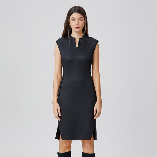 V-neck tailor fitted dress - Image 4