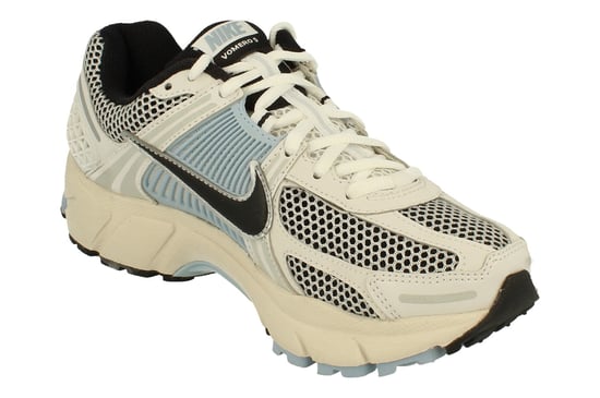 Nike Womens Zoom Vomero 5 Trainers White - Image 4