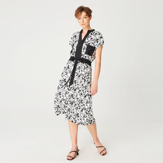 Robe bi matière à imprimé floral monochrome et ceinture à coulisse - Image 4