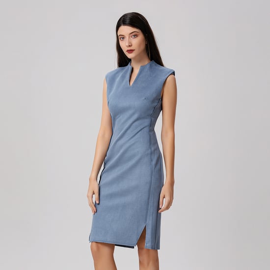 V-neck tailor fitted dress - Image 1