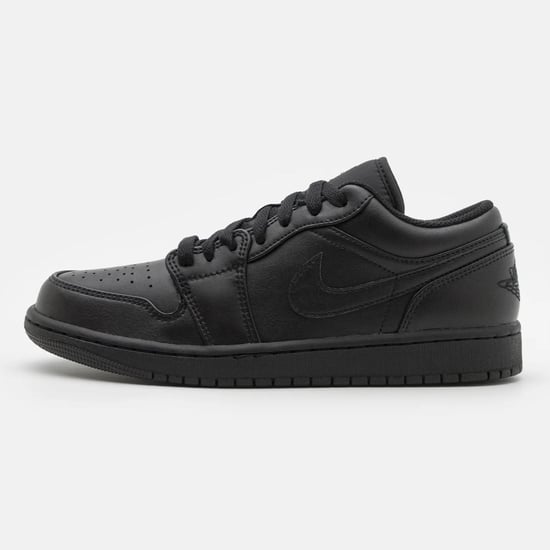 Zapatillas Nike Air Jordan 1 Low para hombre en negro/negro/blanco - Image 1