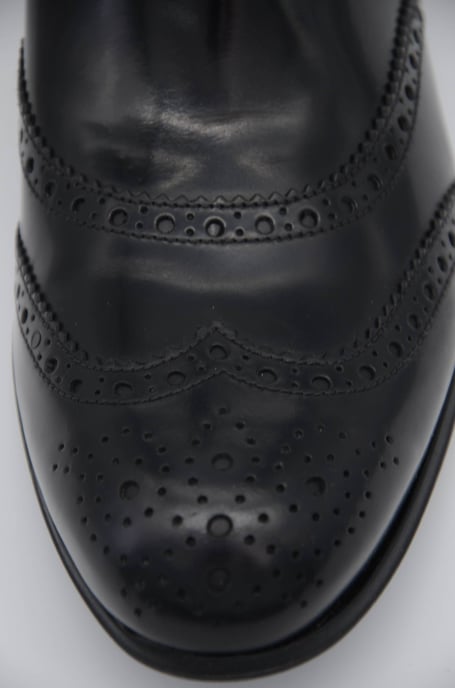 Botines planas de cuero negro Dolce Gabbana hasta el tobillo. - Image 2