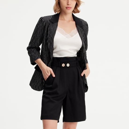 High waist and pleats bermuda shorts - Image 2