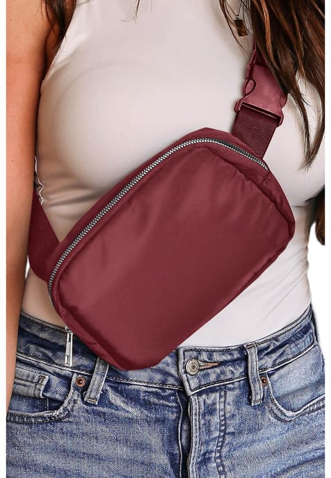 Azura Exchange Unisex Waterproof Zipped Crossbody Chest Bag in Red - Image 1