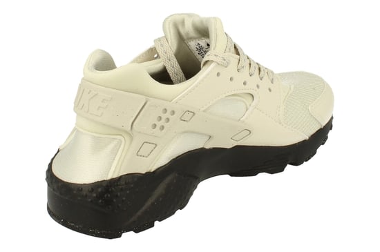 Nike Huarache Run Gs Beige Trainers - Image 3