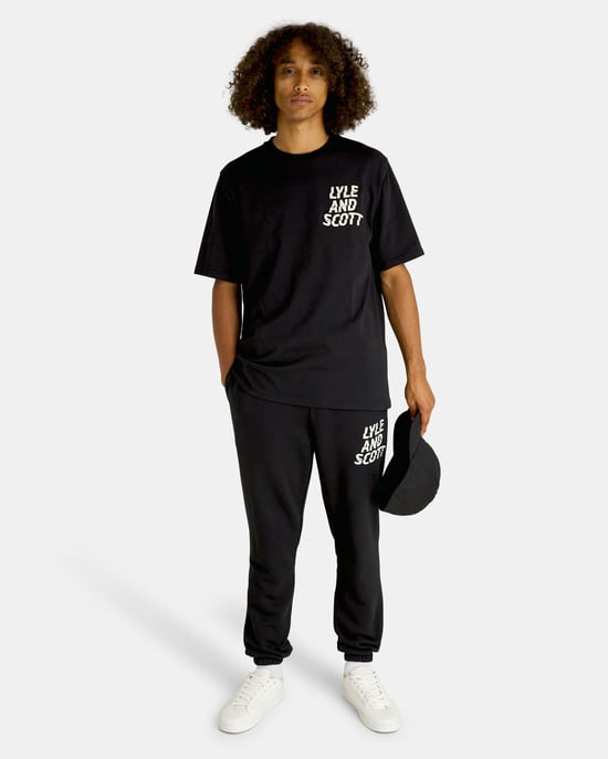 Lyle & Scott Ripple Logo Jogger in Black - Image 2