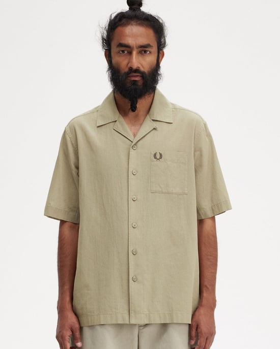 Camisa de Polo de Manga Corta con Cuello Reverso de Textura Ligera para Hombre Fred Perry - Image 1
