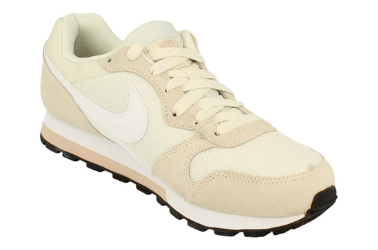 Zapatillas Nike MD Runner 2 blancas - Image 4