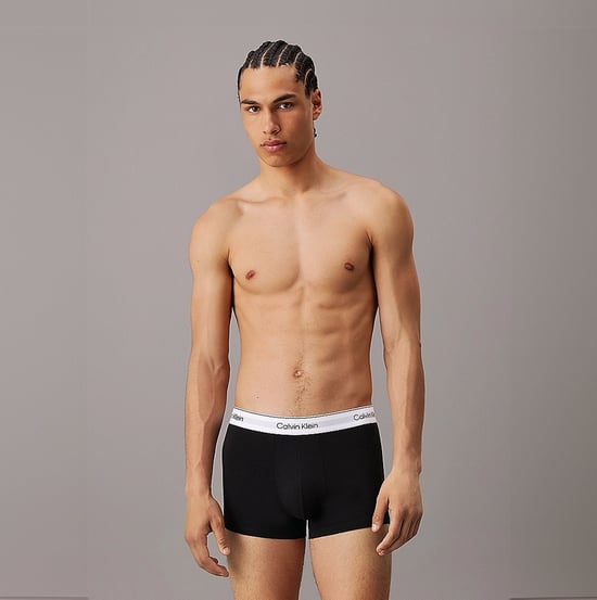 Calvin Klein MODERN COTTON STRETCH Paquete de 3 Trunks para Hombre Negro - Image 5