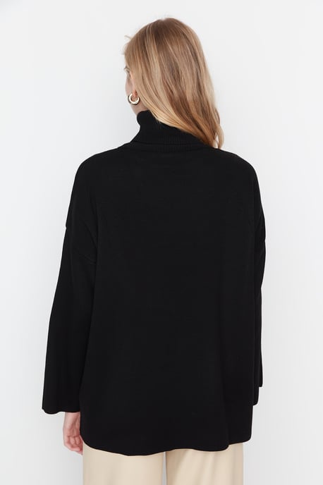 Trendyol Women Sweater Oversize - Image 5