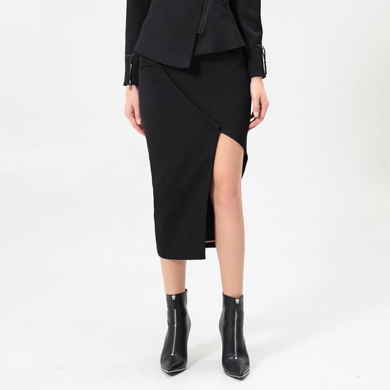 Asymmetrical skirt open on the leg - Image 1