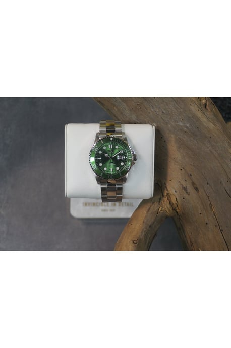 Invicta Pro Diver 30020 Men's Quartz Watch - 43mm