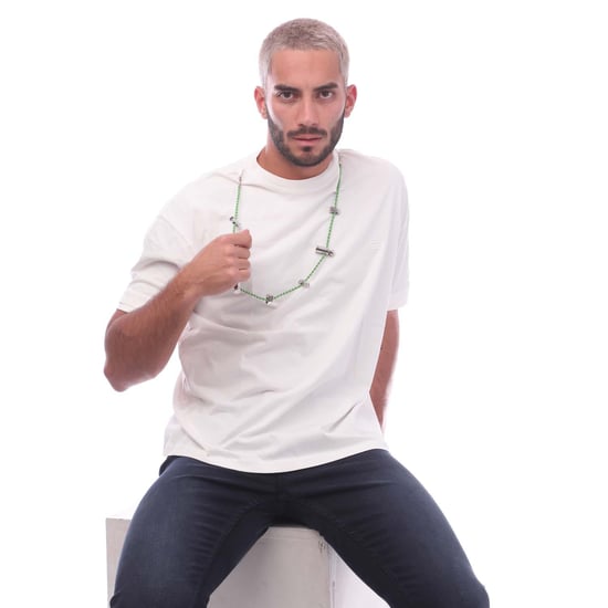 Camiseta de algodón con cuello redondo y collar extraíble en color blanco - Image 4