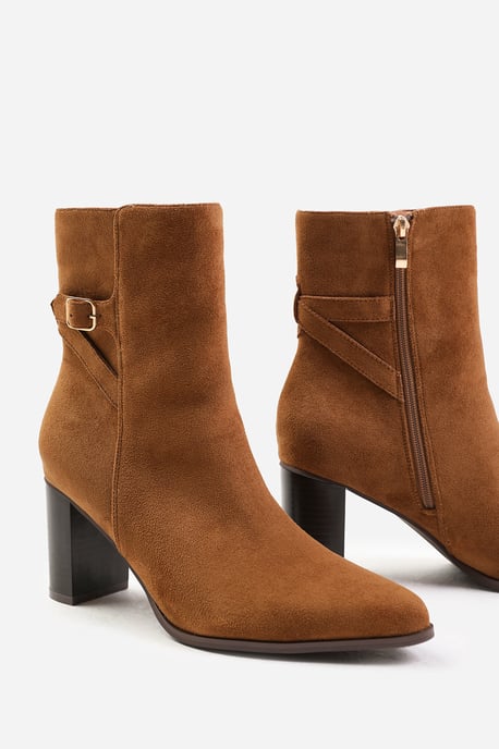Where's That From Womens 'North' Wide Fit Block Heel Boot With Buckle Detail