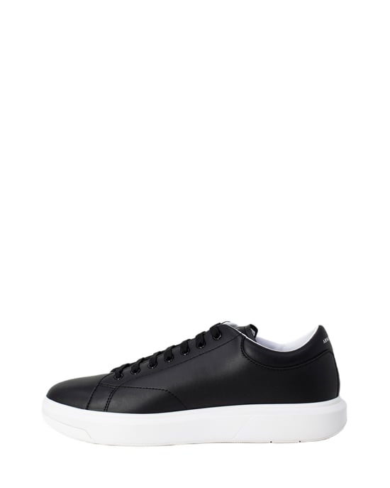GBZapatilla oscura - Image 2