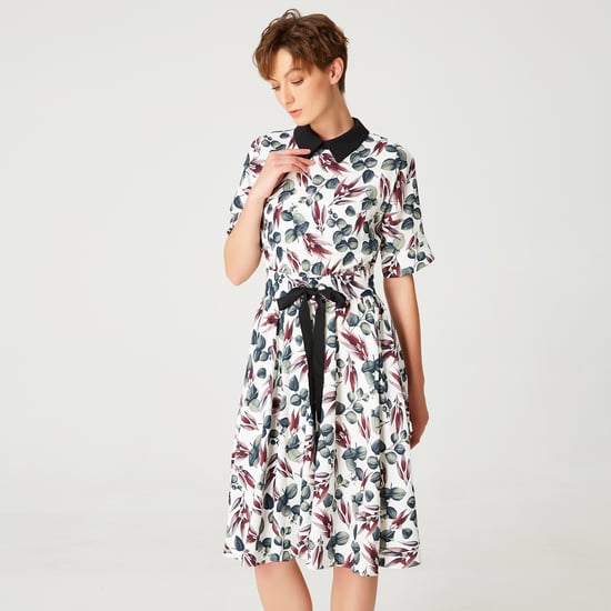 Robe midi trapèze à fines bretelles et lien froncé - Image 4