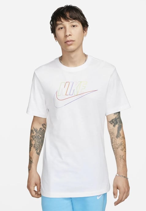 Camiseta blanca M NSW Club+ BRD PK HBR de Nike - Image 1