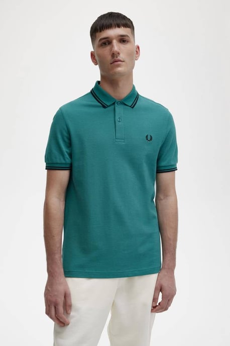Fred Perry Polo negro con cuello con ribetes gemelos en verde menta - Image 6