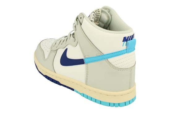 Nike Dunk High Se Gs White Trainers - Image 2