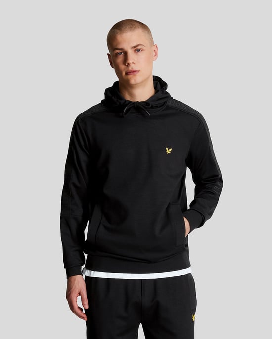 Lyle & Scott Men's Sports Pocket Branded Hoodie in Jet Black