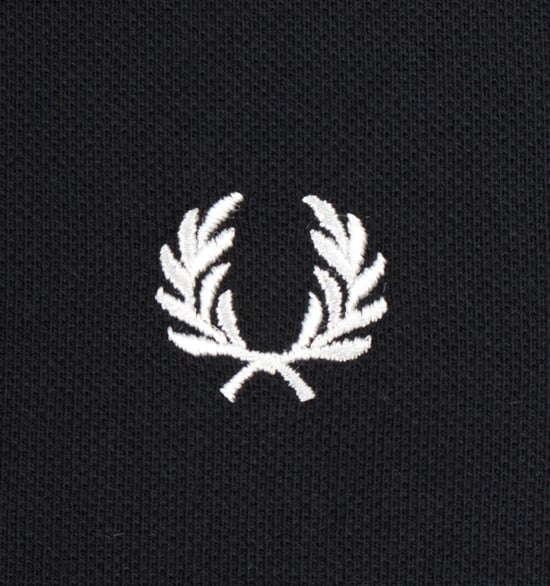 Polo de Piqué con Cuello Bomber para Hombre Fred Perry en Negro - Image 4