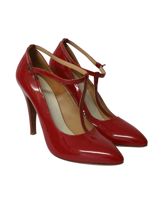 Maison Martin Margiela Point-Toe with T-Strap in Red Patent Leather - Image 3