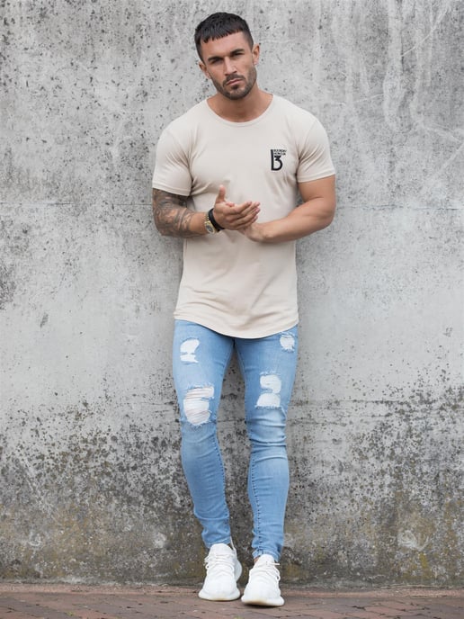 Camiseta hombre | Bound By Honour - Image 3