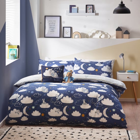 Peter Rabbit TM Sleepy Head Reversible Duvet Cover Set