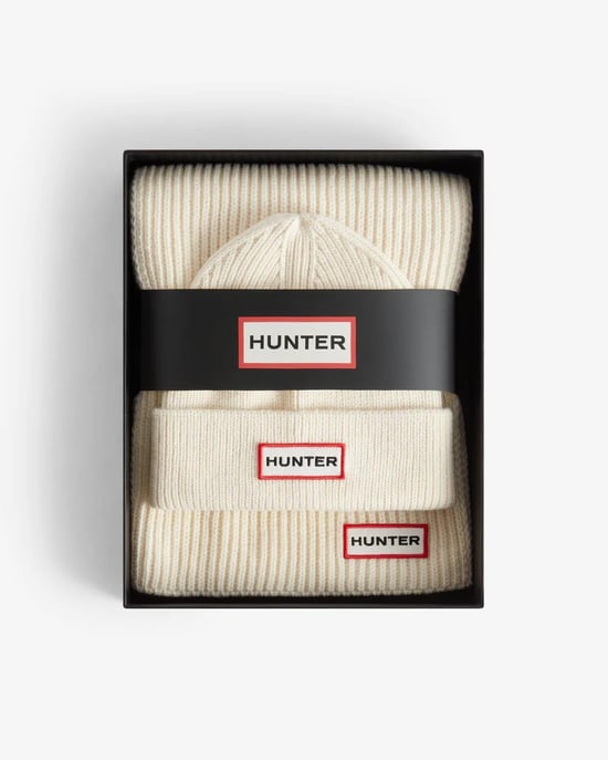 Hunter Jura Beanie Hat/Scarf Boxset Acrylic White - Image 3