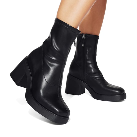 KG Kurt Geiger  Sylvie Boots