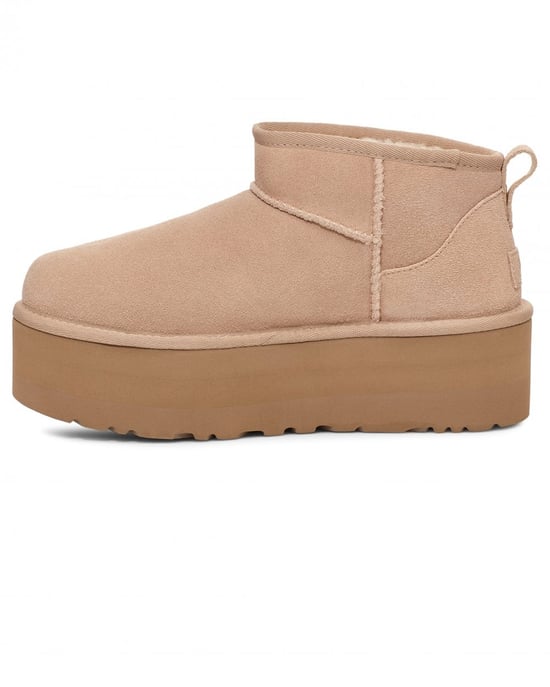 Botas de mujer Ugg en beige - Image 3
