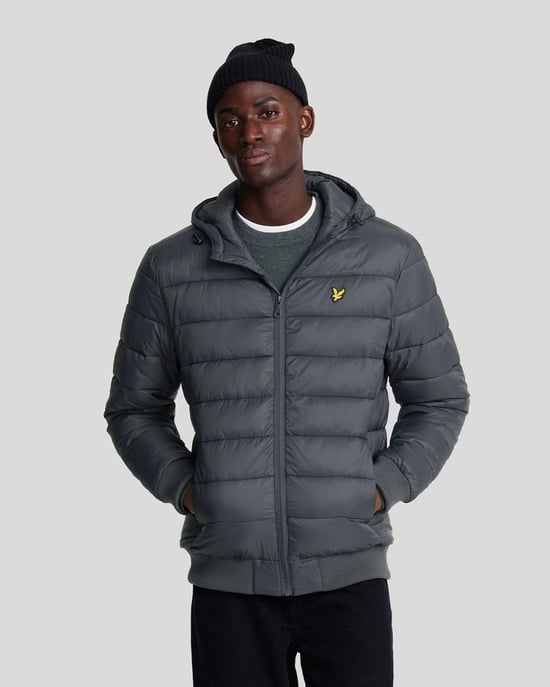Chaqueta acolchada con capucha en gris metalizado de la marca Lyle & Scott - Image 1