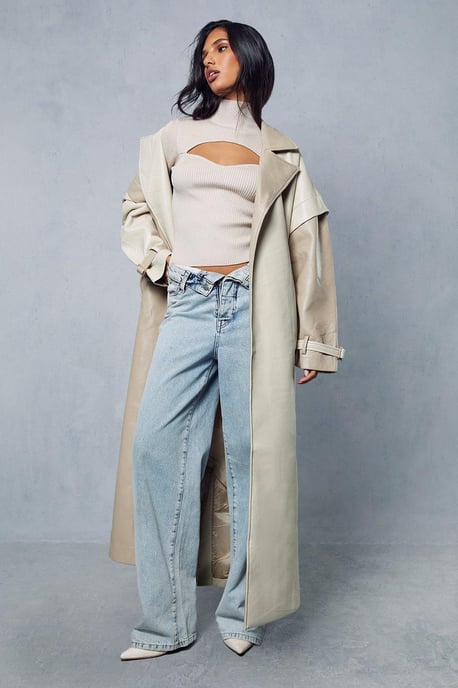 Knitted Cut Out Sweetheart Neckline Jumper