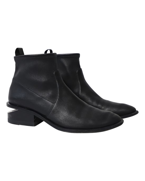 Alexander Wang Kori Cutout Ankle Boots In Black Leather - Image 3