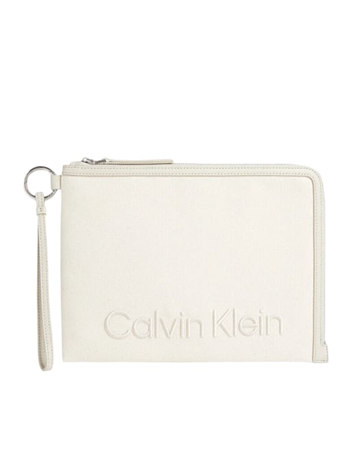 Cartera de mujer de Calvin Klein con logotipo en relieve - Image 1