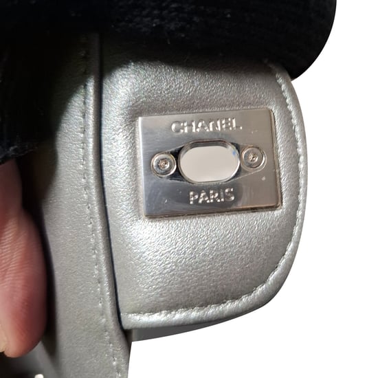 Chanel Medium Classic Patchwork Double Flap Shoulder Bag in Multicolor Denim - Image 5