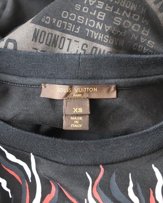 Louis Vuitton Tribal Print T-Shirt in Black Cotton - Image 4