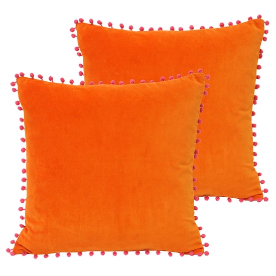 Cojines de Pompón de Terciopelo (Paquete de Dos) - Image 1