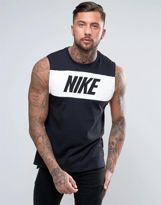 Nike Camiseta Sin Mangas Con Logo Retro En Negro - Image 1