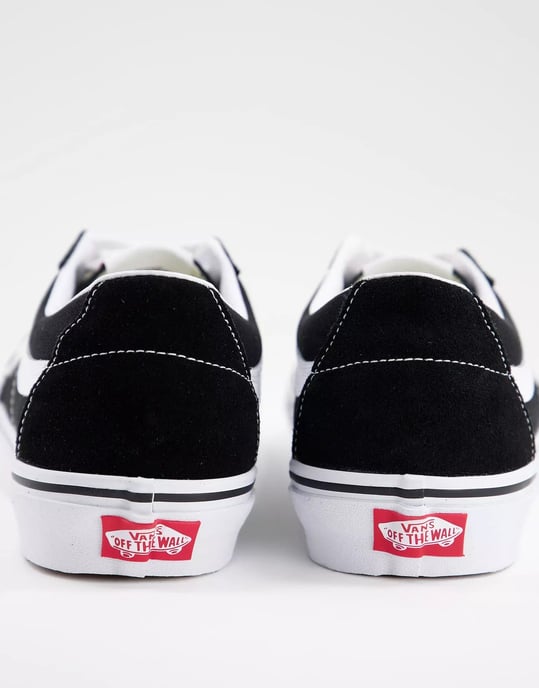 Zapatillas Vans Sk8-Low para mujer en negro - Image 3