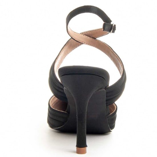 Zapato de tacón Montevita Festshoe en negro - Image 6